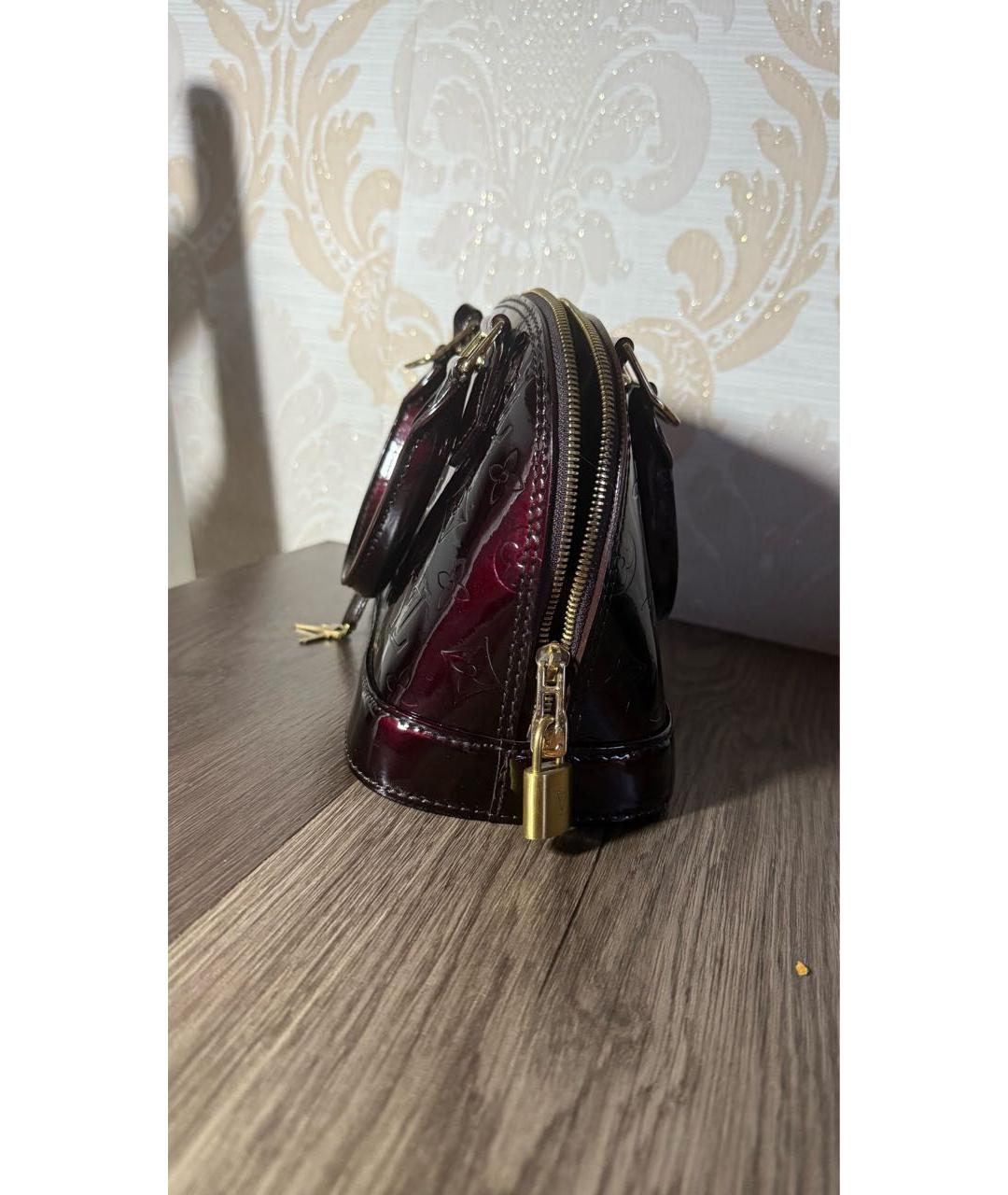 LOUIS VUITTON Бордовая сумка с короткими ручками из лакированной кожи, фото 2