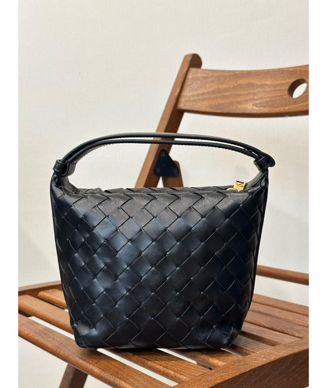 BOTTEGA VENETA Черная кожаная сумка с короткими ручками, фото 6