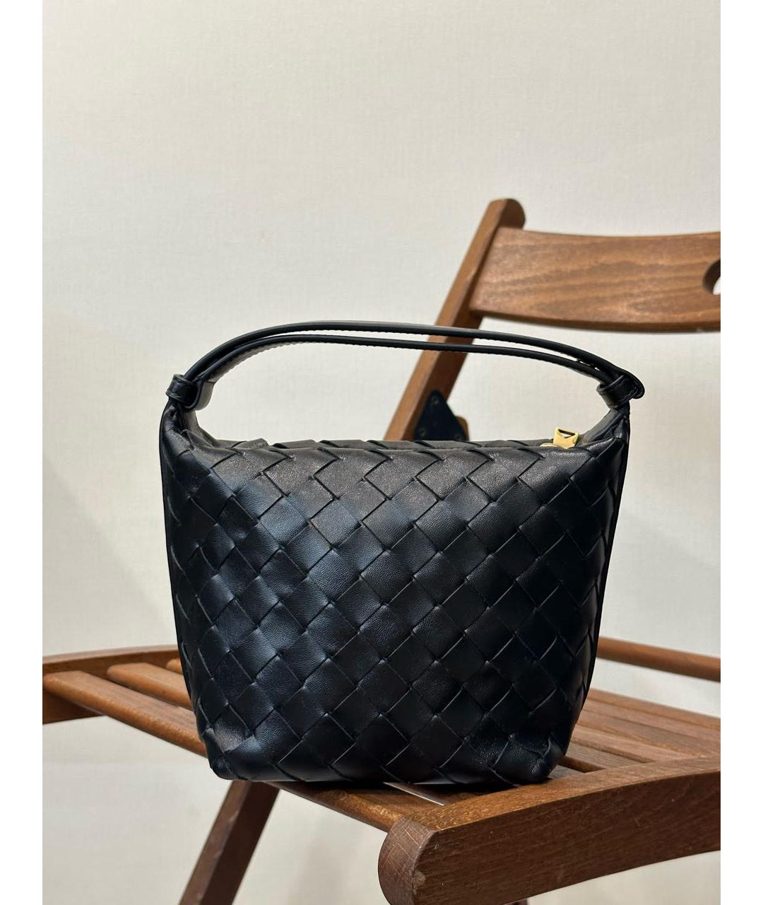 BOTTEGA VENETA Черная кожаная сумка с короткими ручками, фото 3