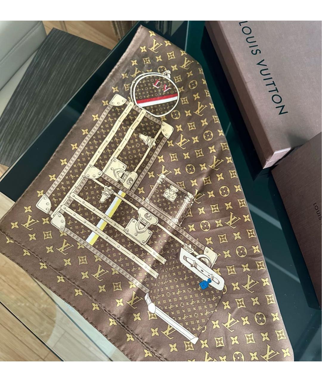 LOUIS VUITTON Коричневый шелковый платок, фото 4