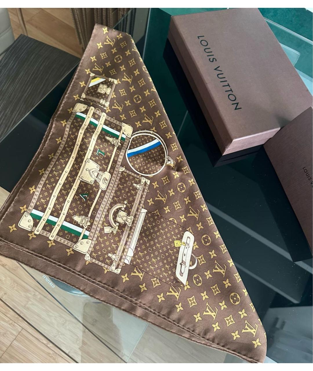 LOUIS VUITTON Коричневый шелковый платок, фото 5