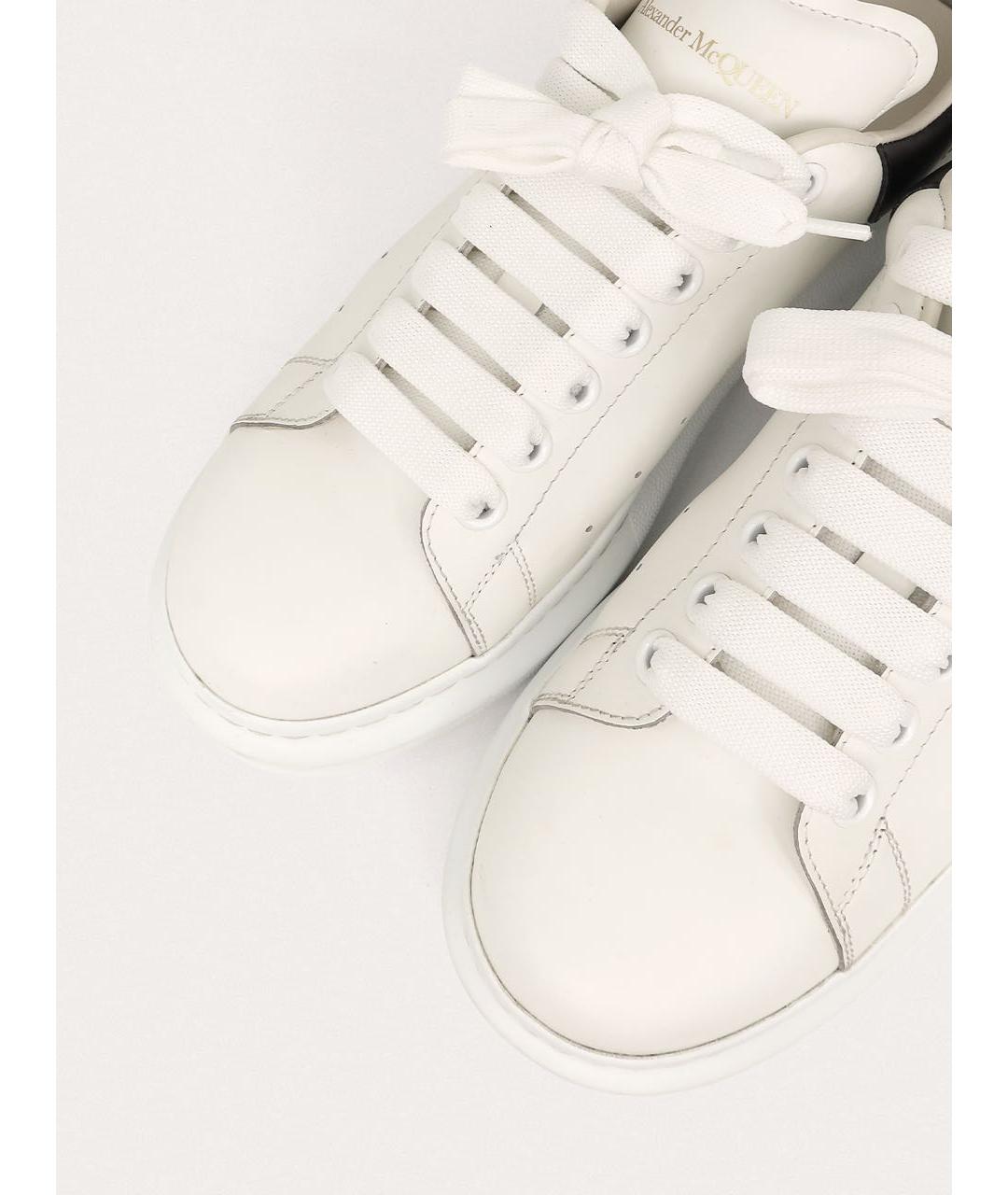 ALEXANDER MCQUEEN Белые кожаные низкие кроссовки / кеды, фото 3