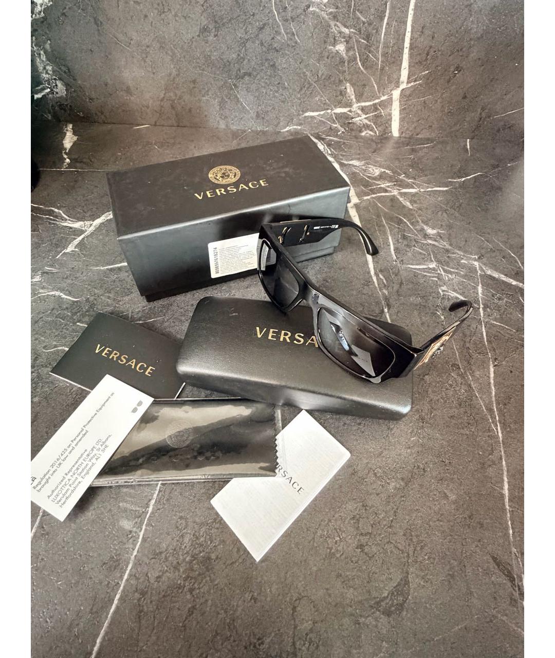 VERSACE Черные пластиковые солнцезащитные очки, фото 4