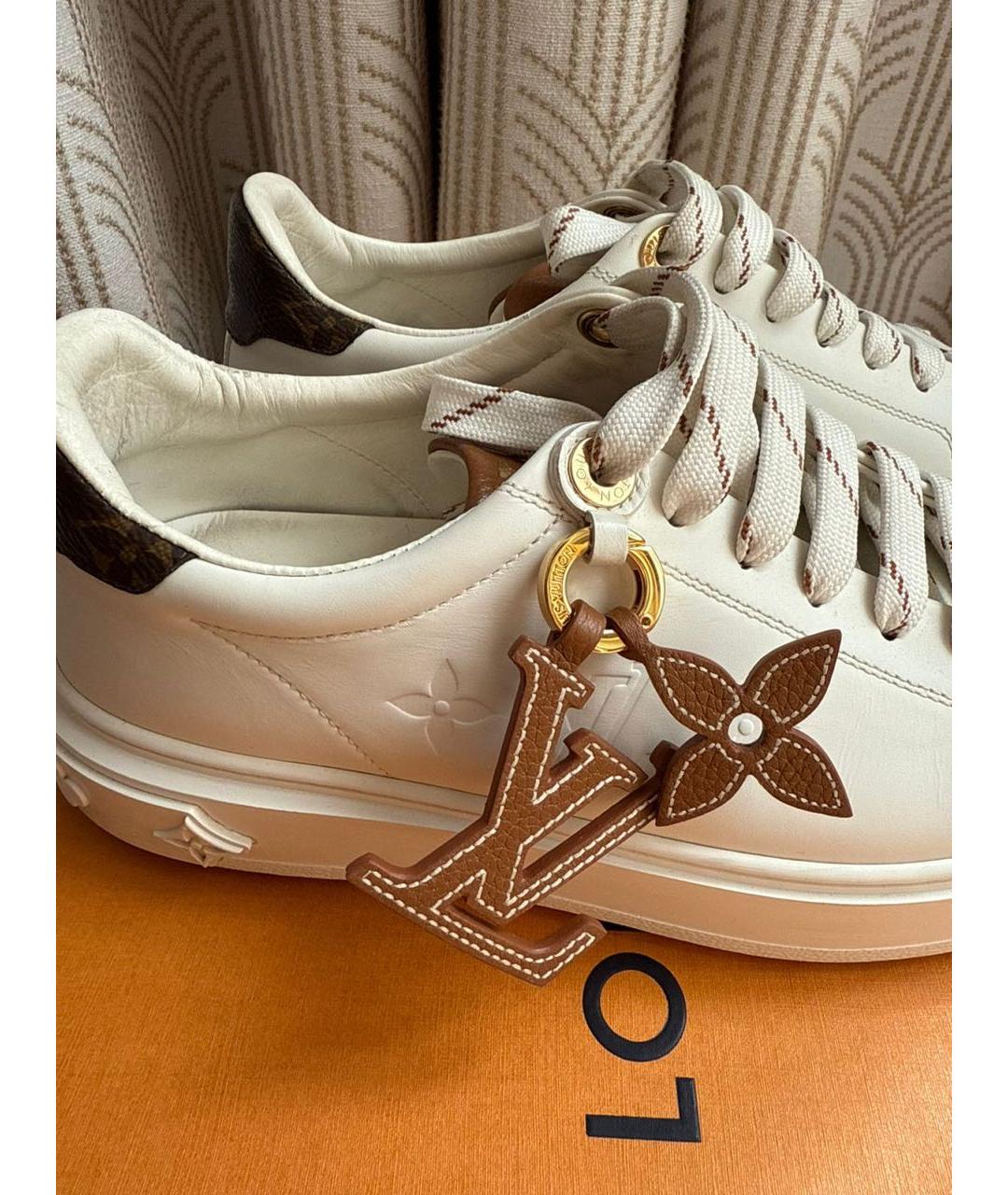 LOUIS VUITTON Белые кожаные кеды, фото 8
