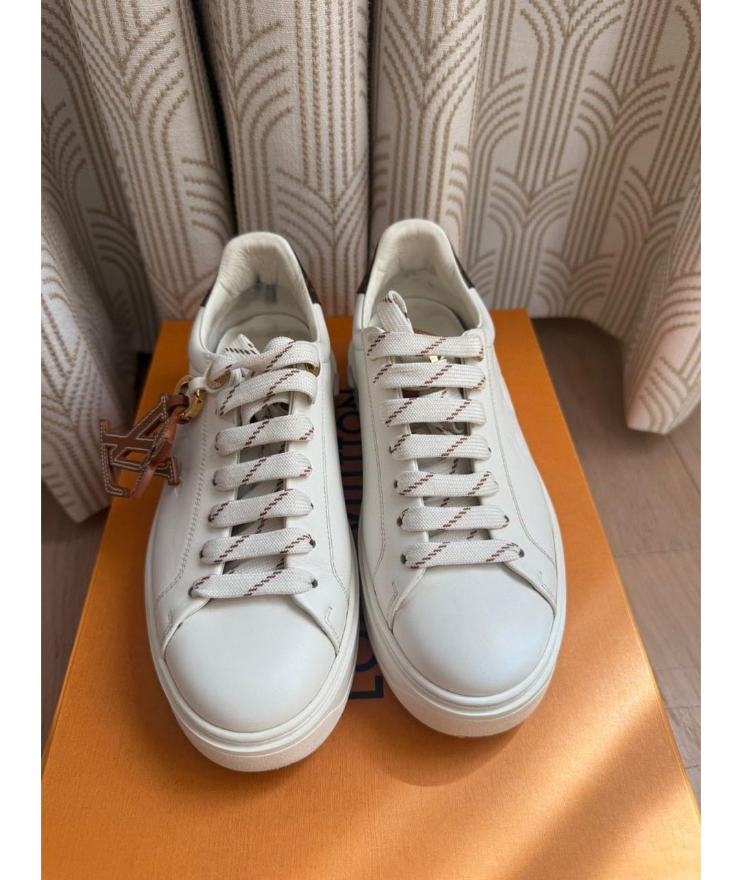 LOUIS VUITTON Белые кожаные кеды, фото 2