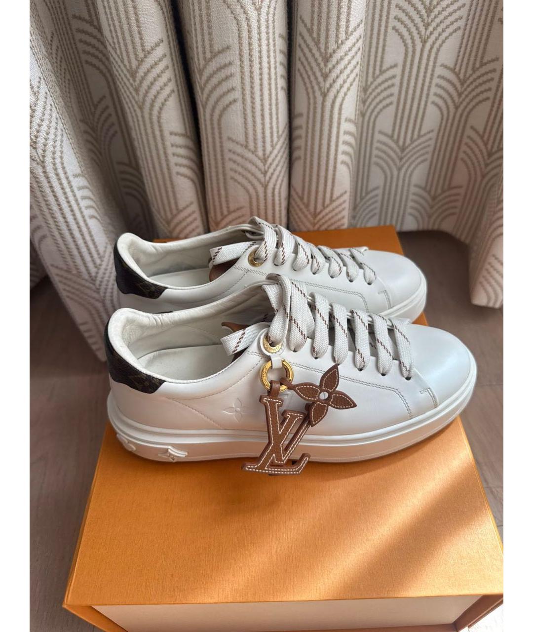 LOUIS VUITTON Белые кожаные кеды, фото 5