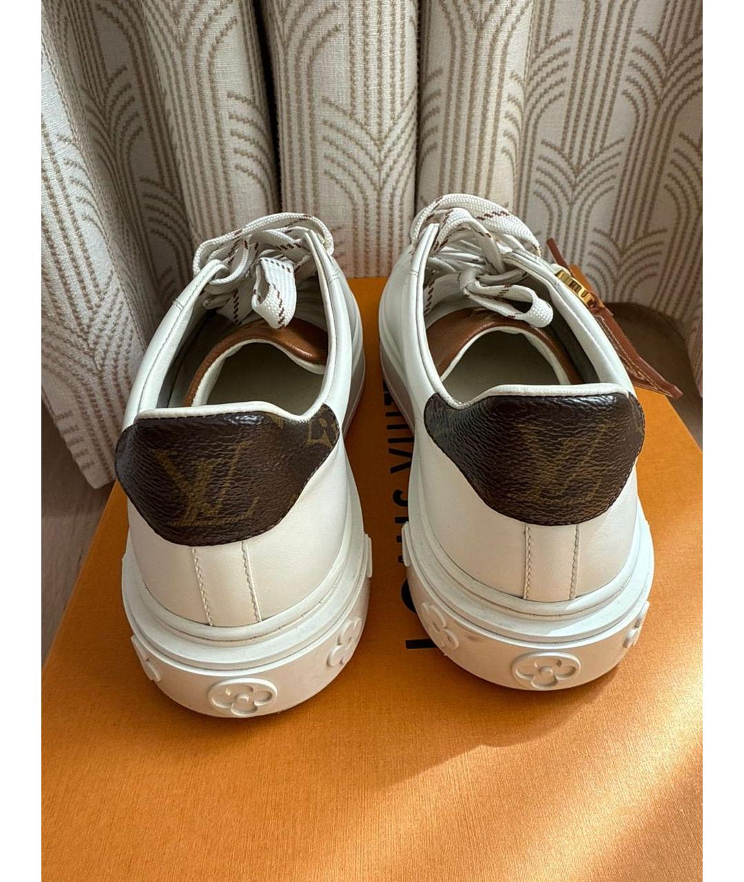 LOUIS VUITTON Белые кожаные кеды, фото 4