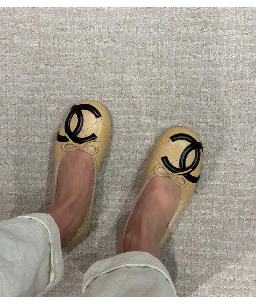 CHANEL Бежевые кожаные балетки, фото 4