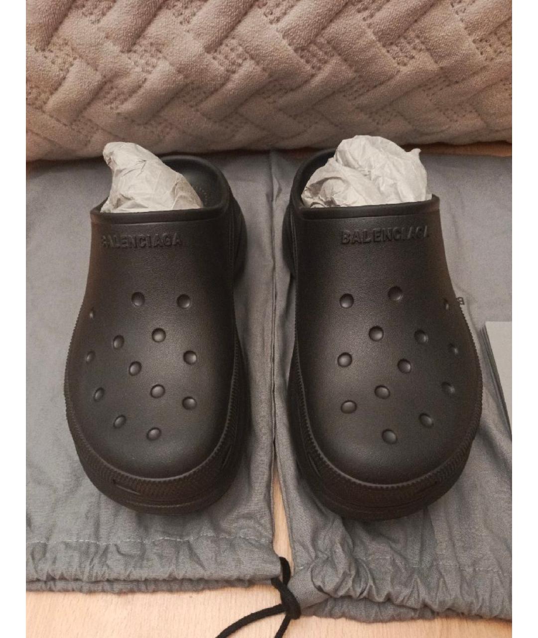 BALENCIAGA Черные резиновые сабо, фото 2