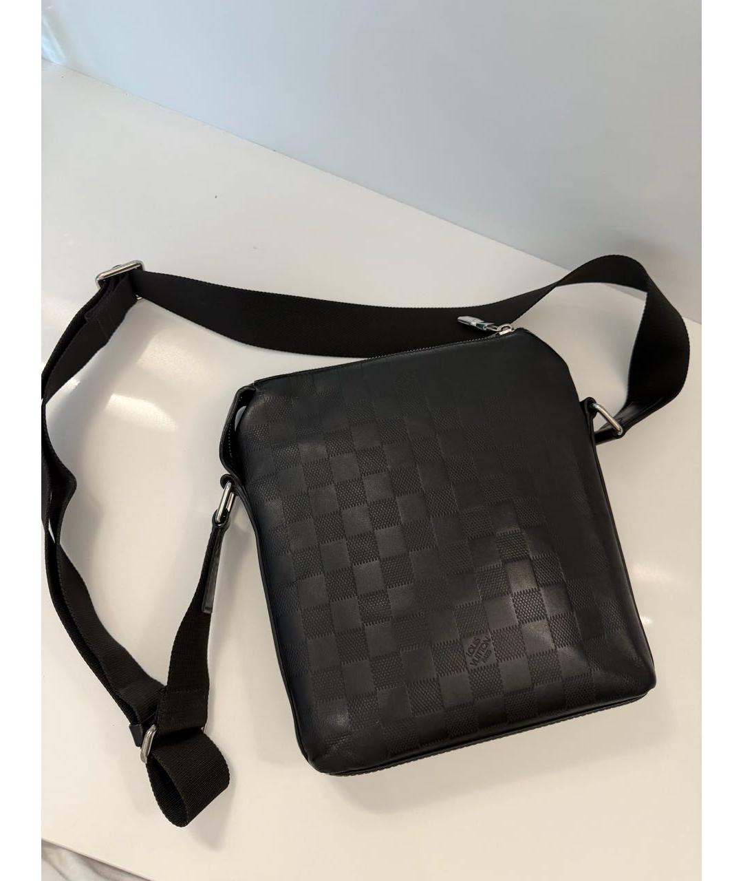 LOUIS VUITTON Черная кожаная сумка на плечо, фото 3