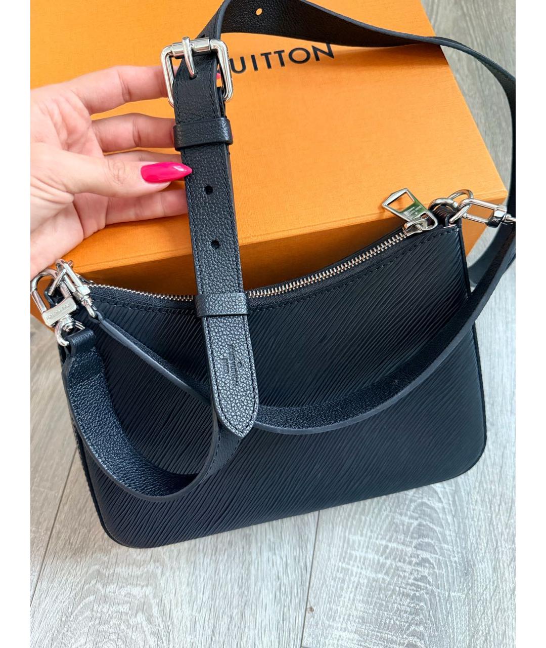 LOUIS VUITTON Черная кожаная сумка через плечо, фото 3