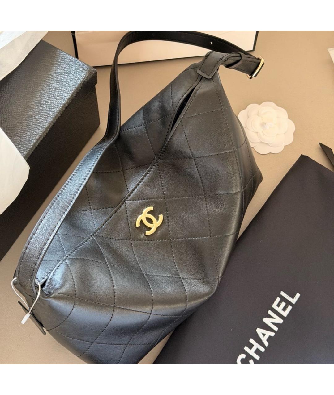 CHANEL Черная кожаная сумка через плечо, фото 4