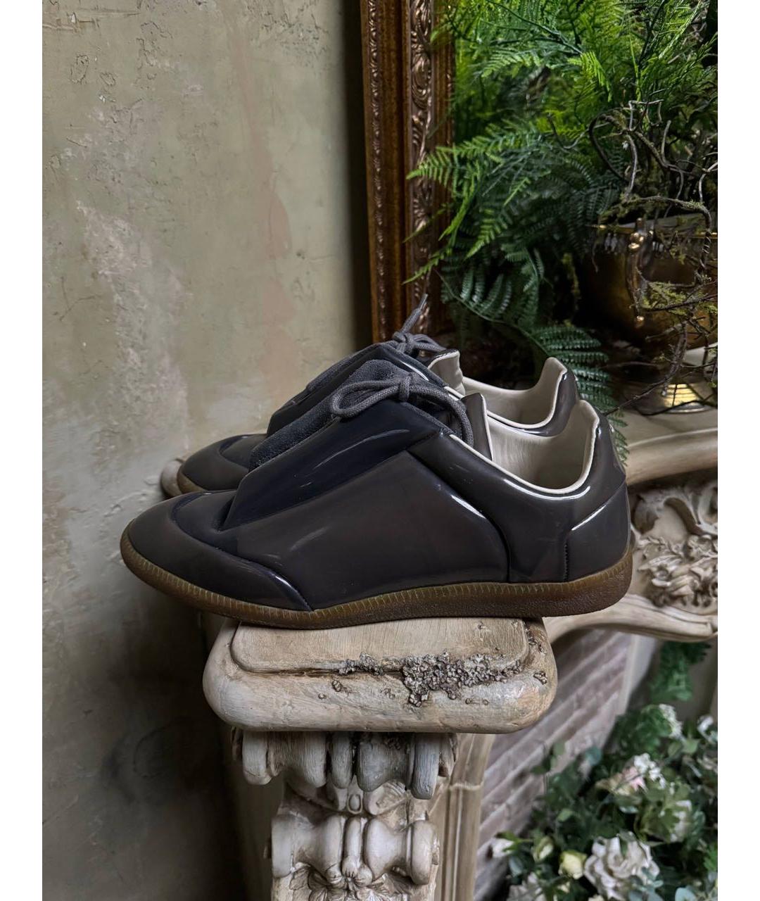 MAISON MARGIELA Антрацитовые резиновые низкие кроссовки / кеды, фото 2