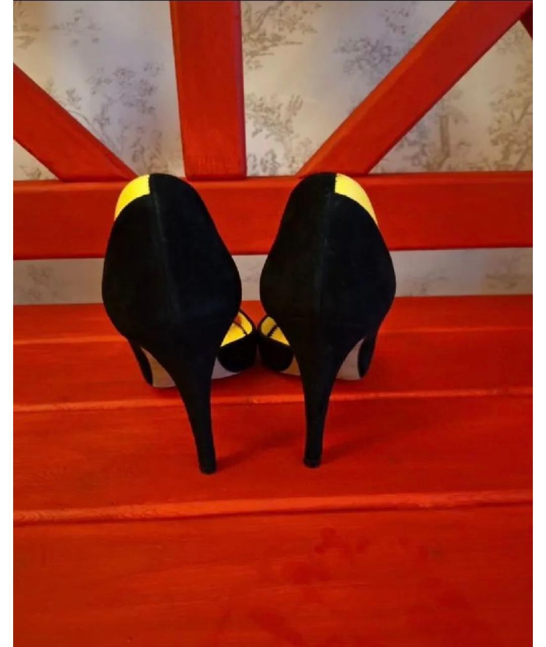 MANOLO BLAHNIK Черные замшевые туфли, фото 4