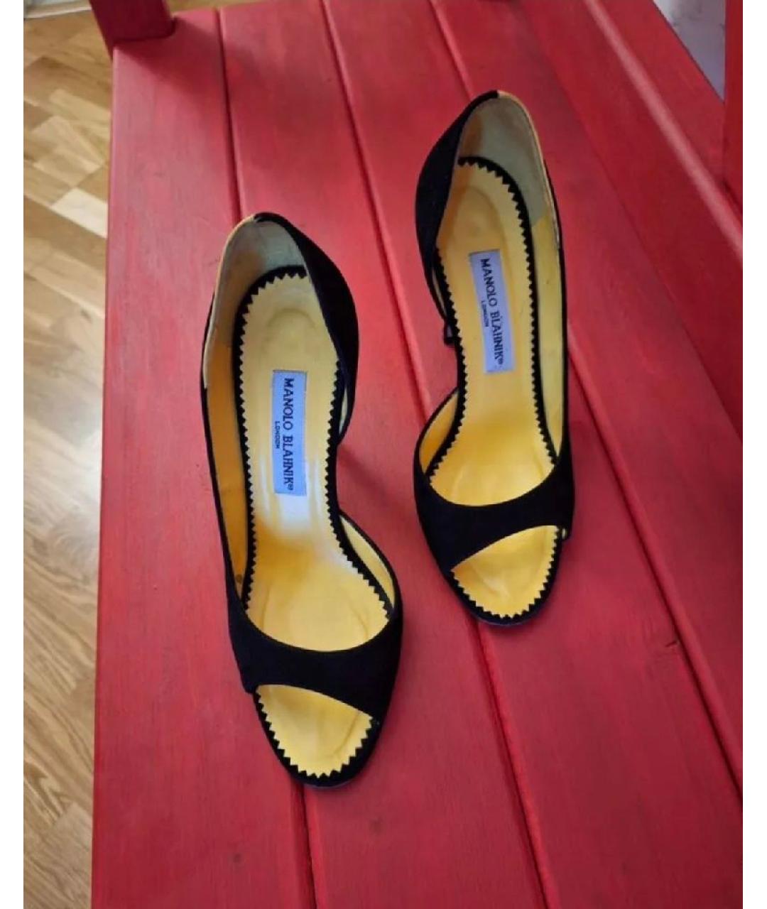 MANOLO BLAHNIK Черные замшевые туфли, фото 3