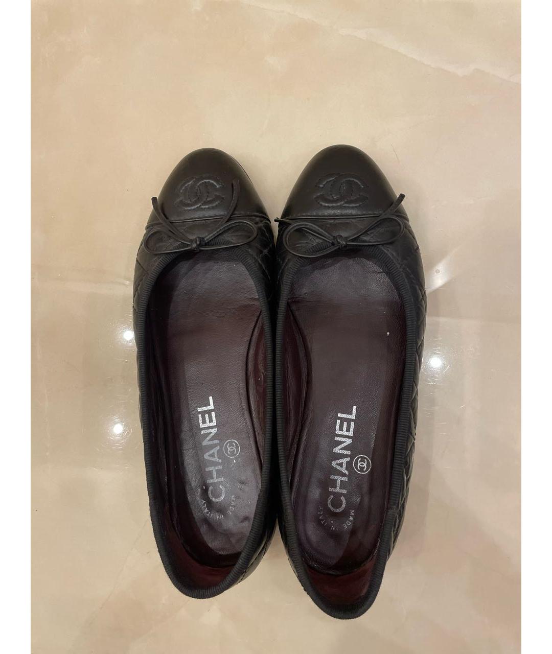 CHANEL Черные кожаные балетки, фото 3