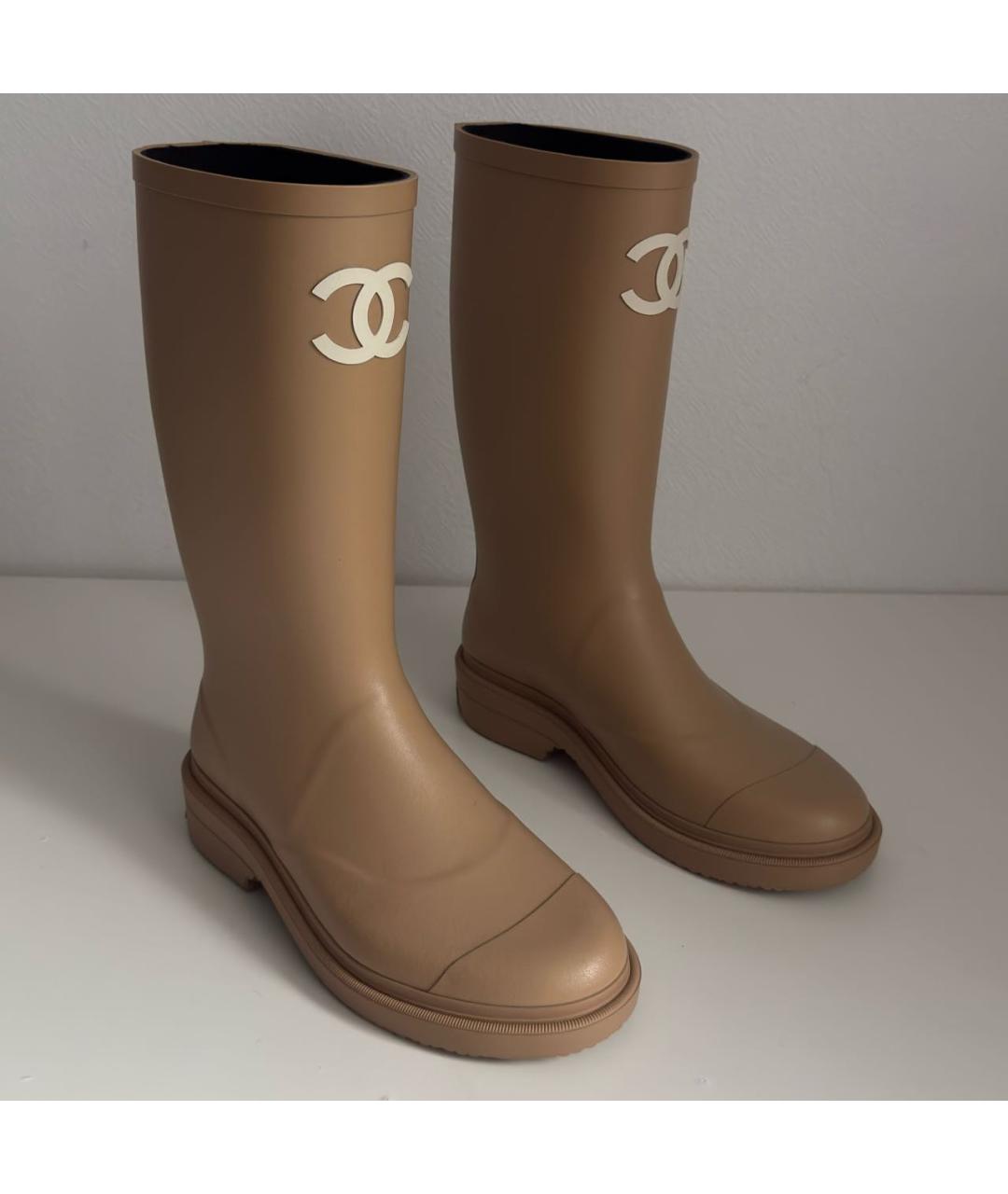 CHANEL Бежевые резиновые сапоги, фото 5