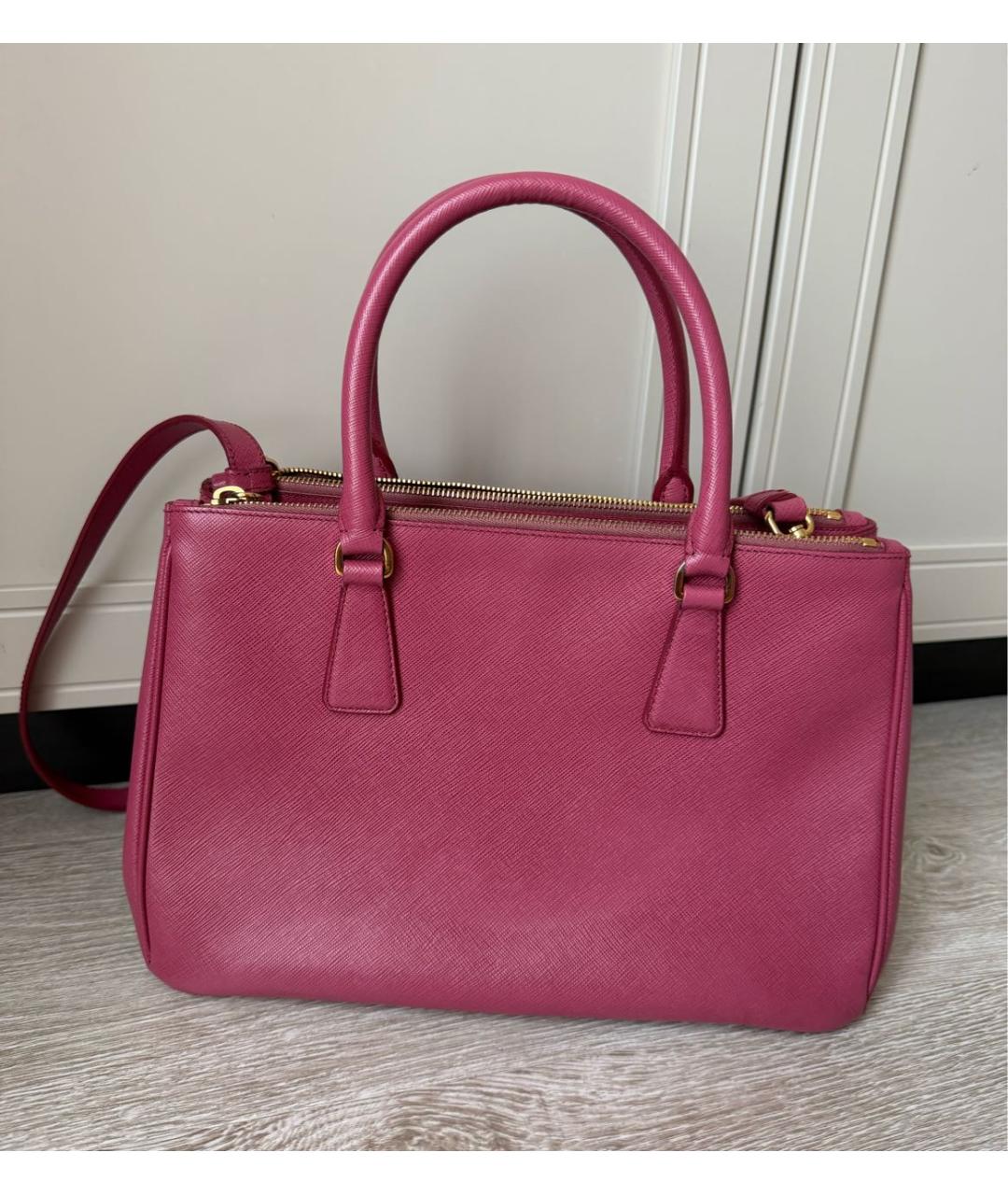 PRADA Розовая кожаная сумка с короткими ручками, фото 3