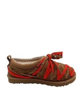 UGG AUSTRALIA Низкие ботинки
