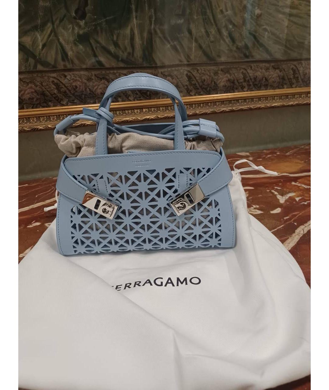 FERRAGAMO Голубая кожаная сумка с короткими ручками, фото 2