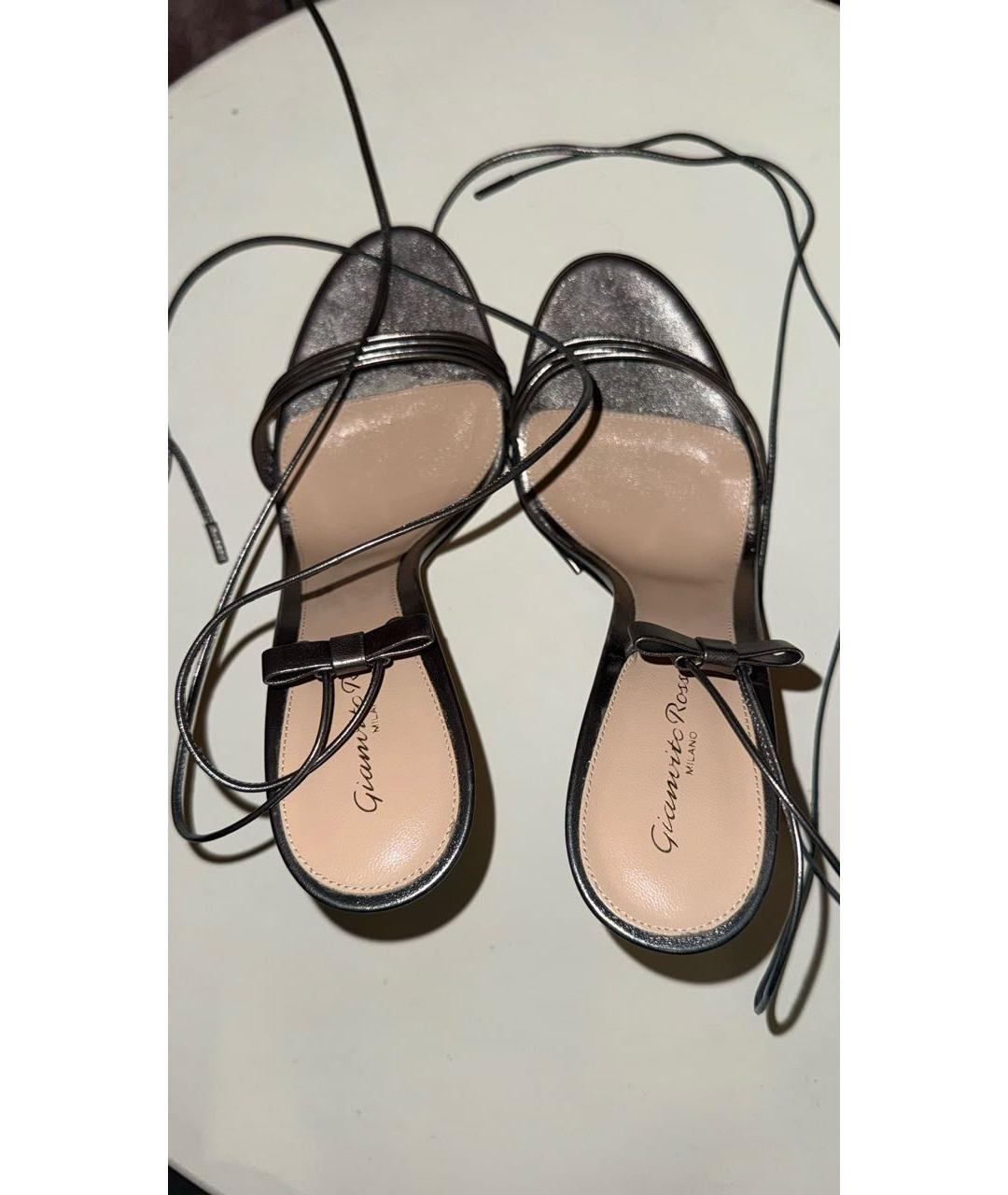 GIANVITO ROSSI Серебряные кожаные босоножки, фото 4