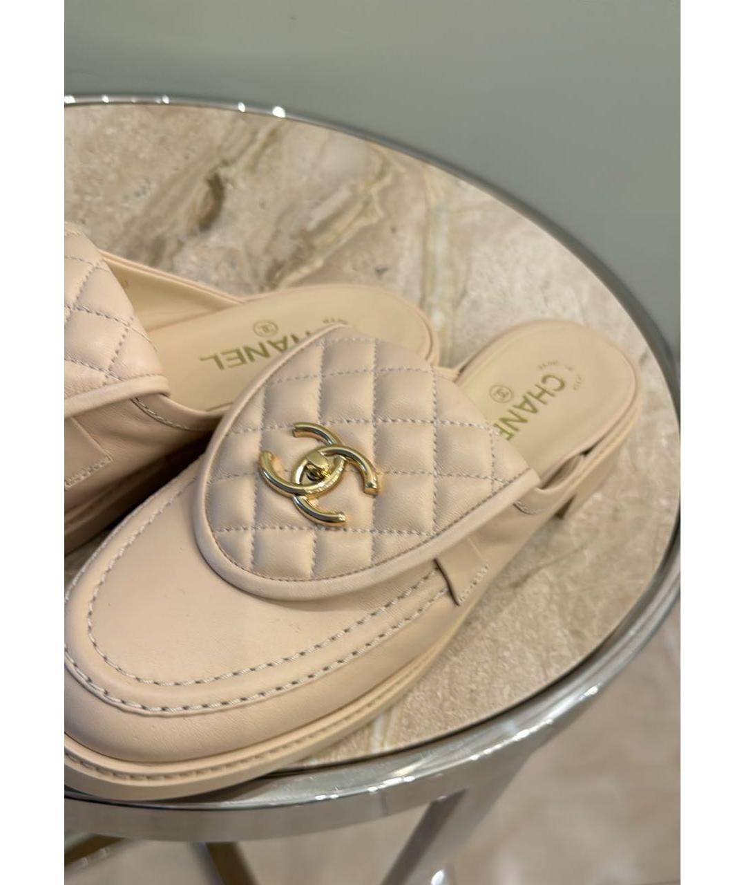 CHANEL Бежевые кожаные мюли, фото 4