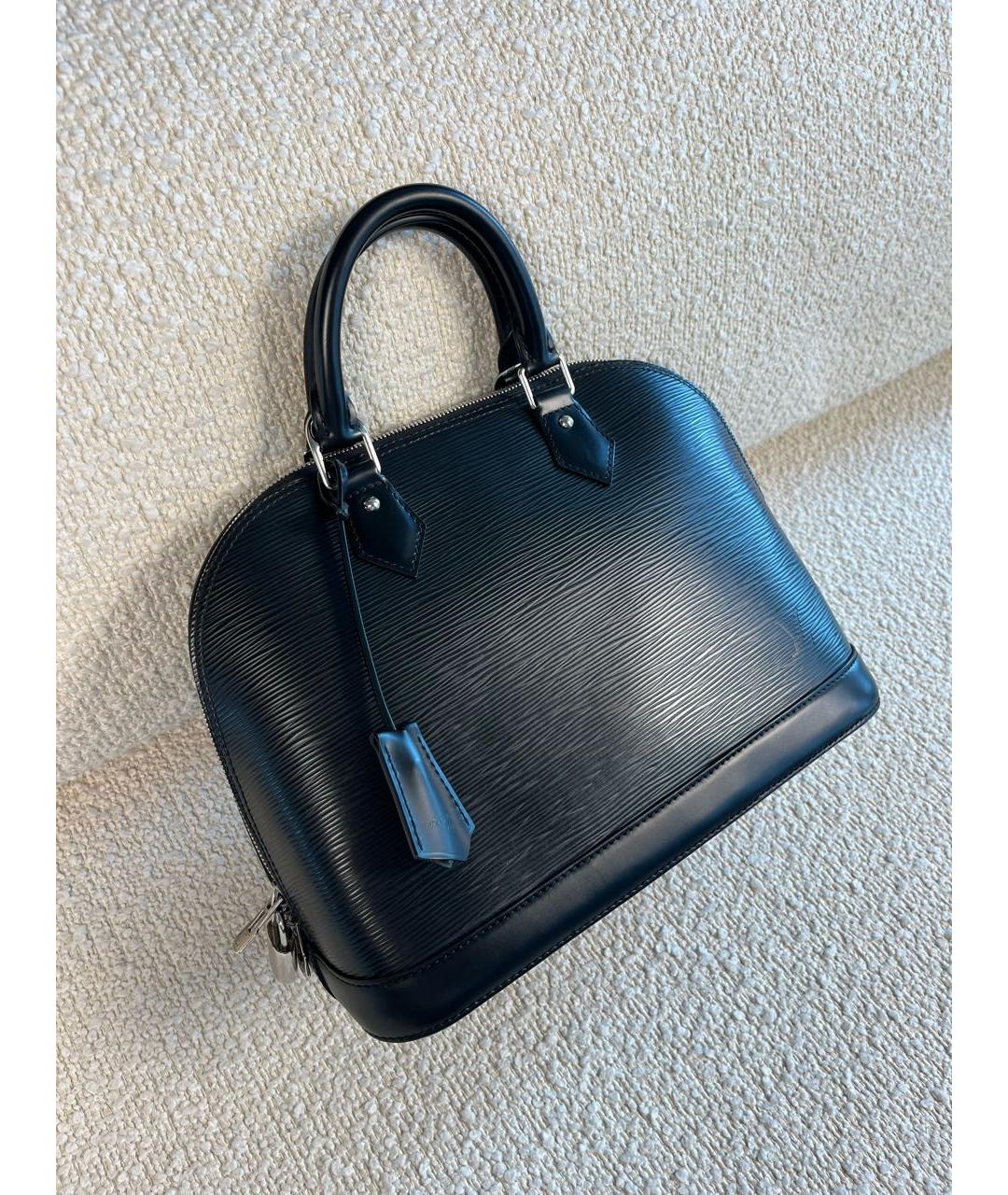 LOUIS VUITTON Черная кожаная сумка с короткими ручками, фото 2