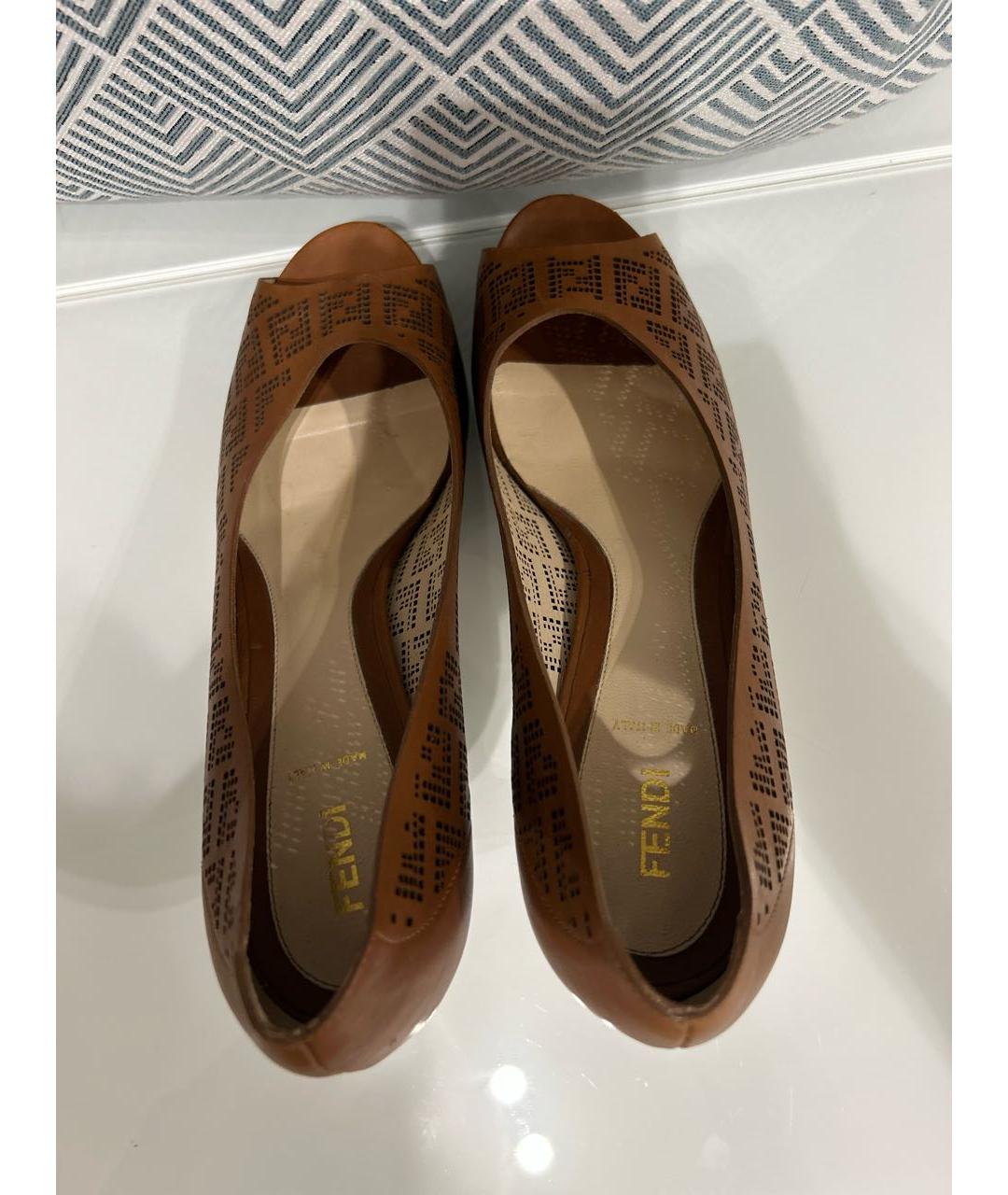 FENDI Коричневые кожаные туфли, фото 3