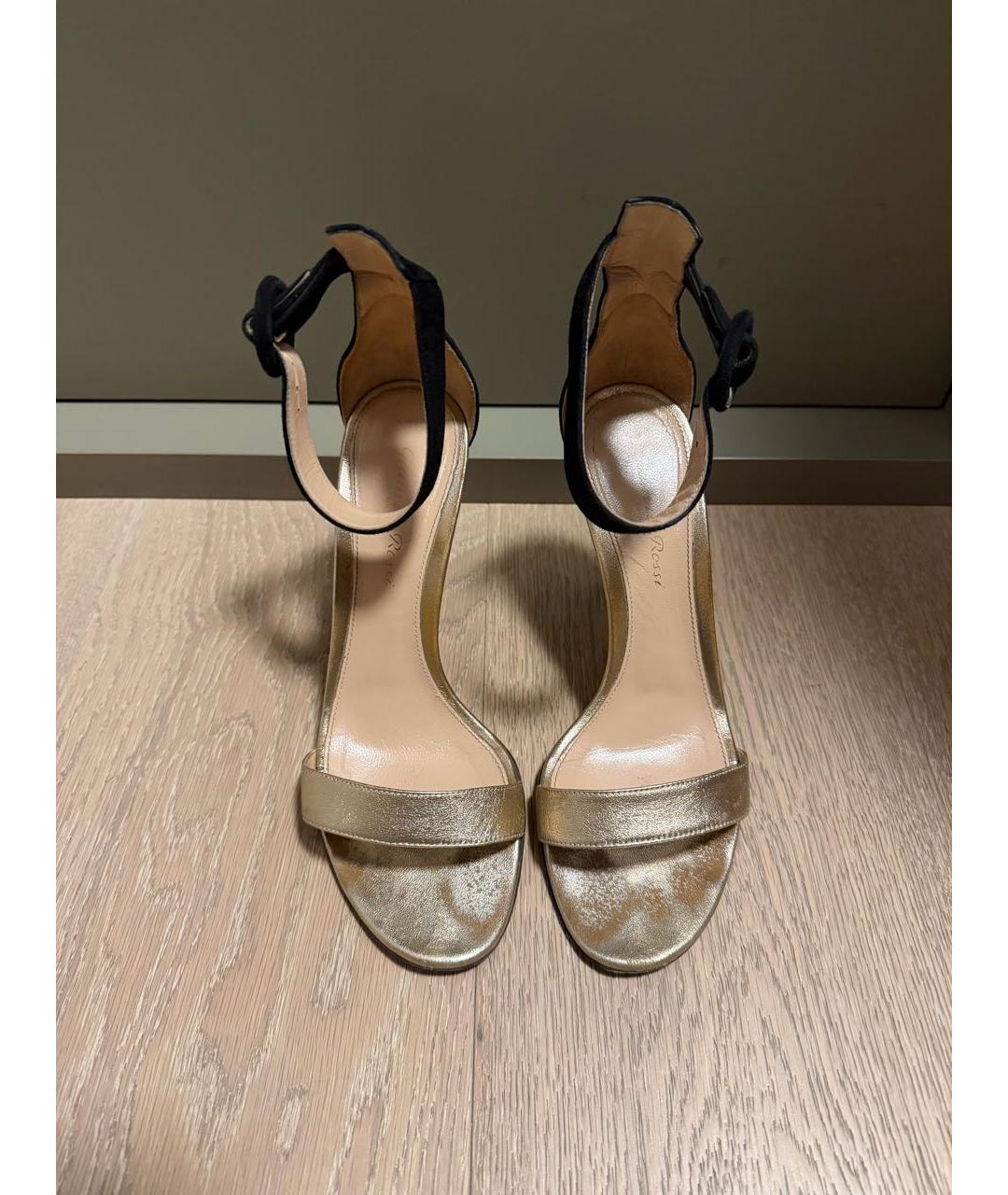 GIANVITO ROSSI Золотые кожаные босоножки, фото 2