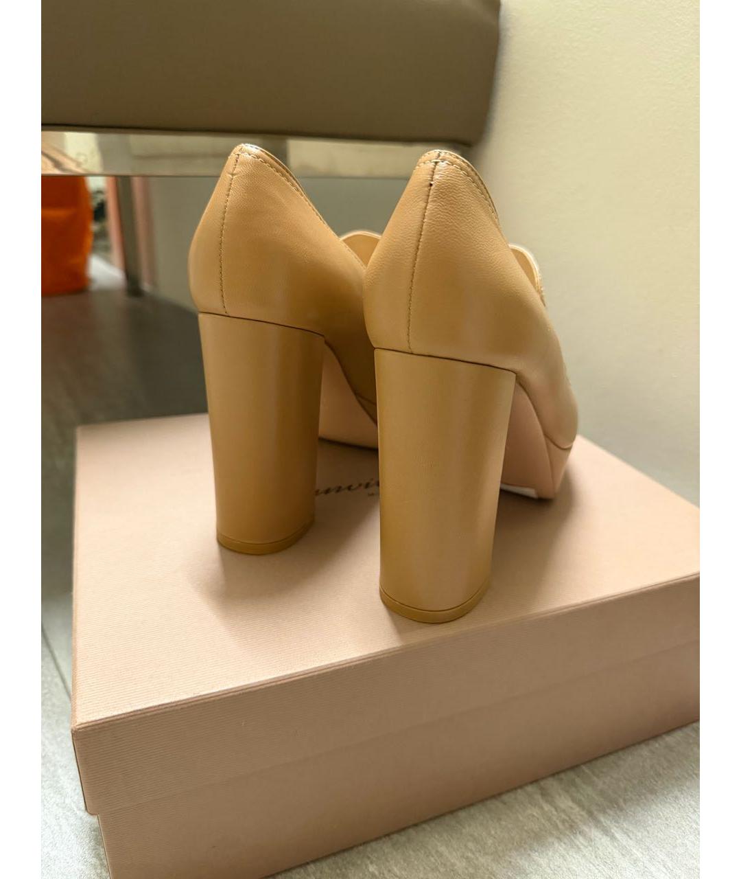 GIANVITO ROSSI Бежевые кожаные ботильоны, фото 4
