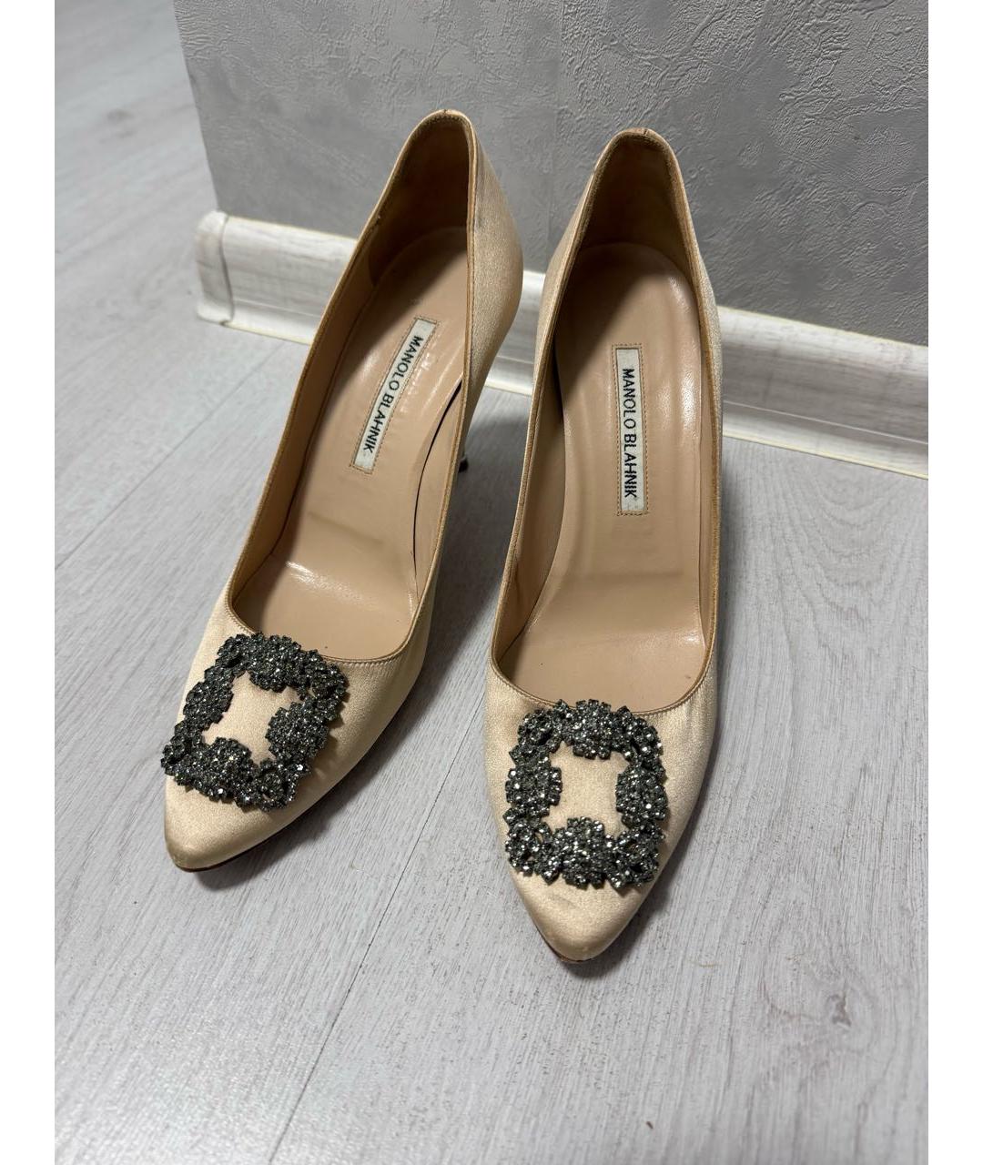 MANOLO BLAHNIK Бежевые текстильные туфли, фото 2
