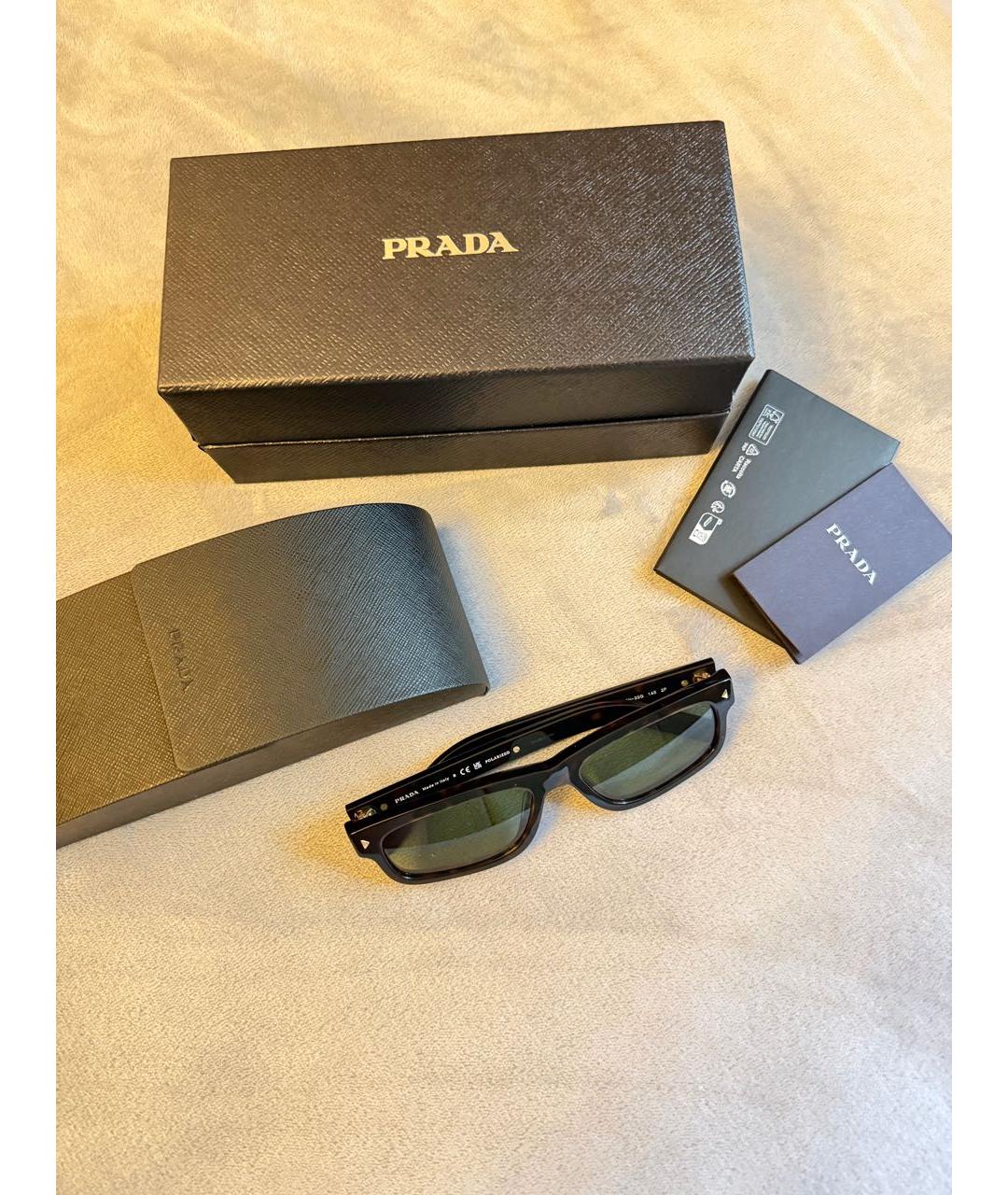 PRADA Черные пластиковые солнцезащитные очки, фото 5