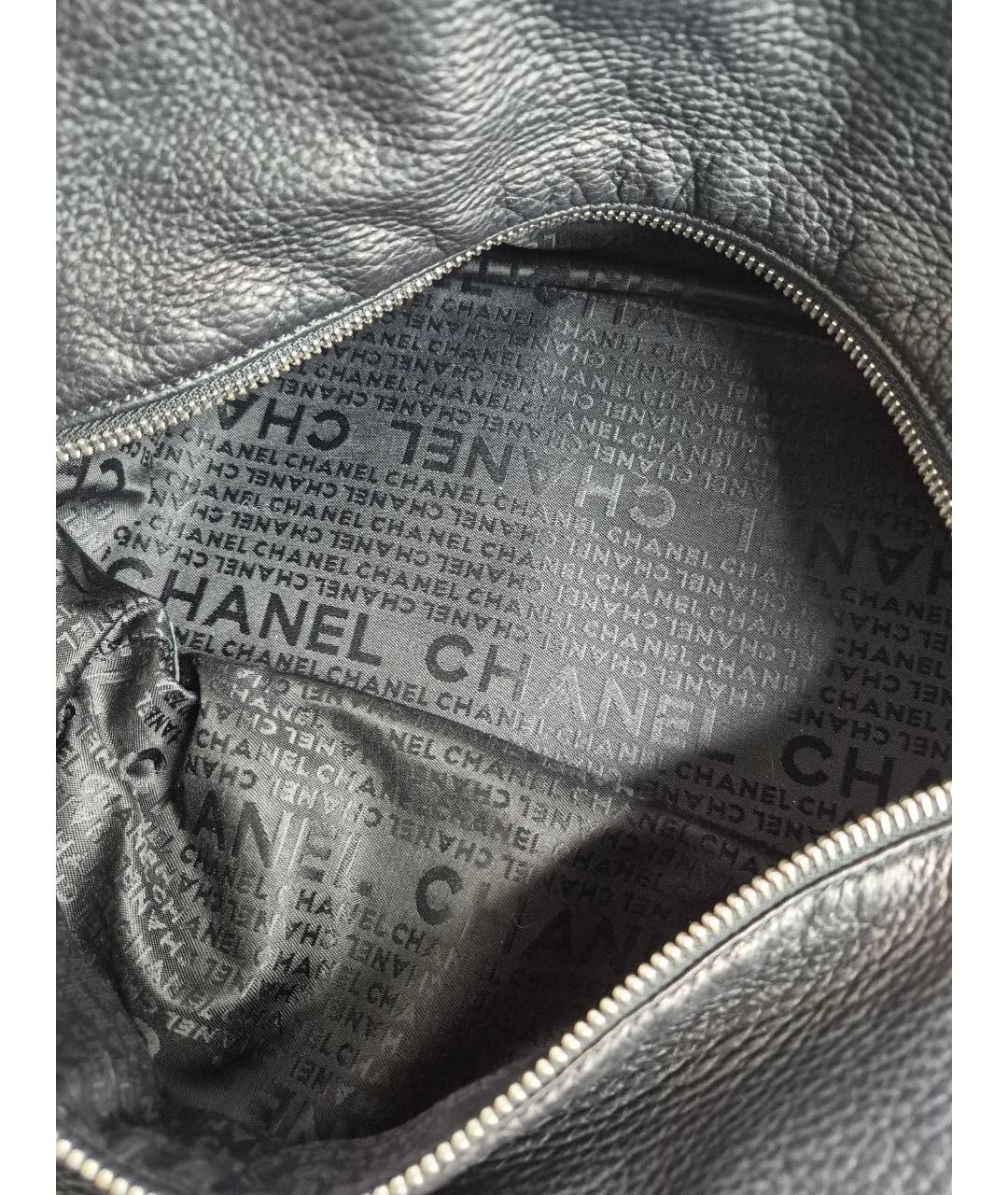CHANEL Черная кожаная сумка с короткими ручками, фото 6