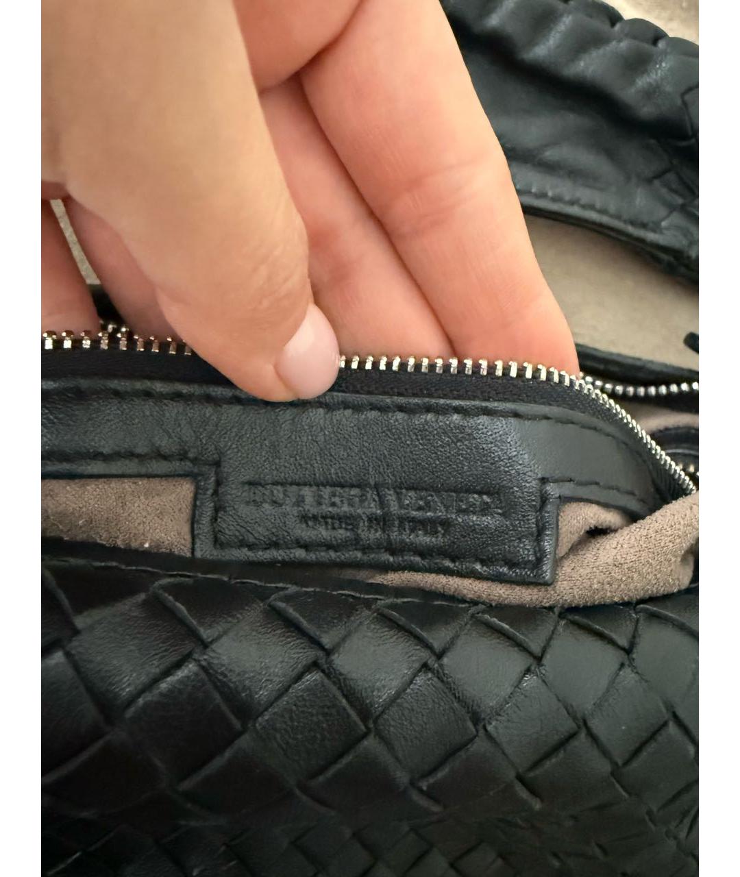 BOTTEGA VENETA Черная кожаная сумка с короткими ручками, фото 5