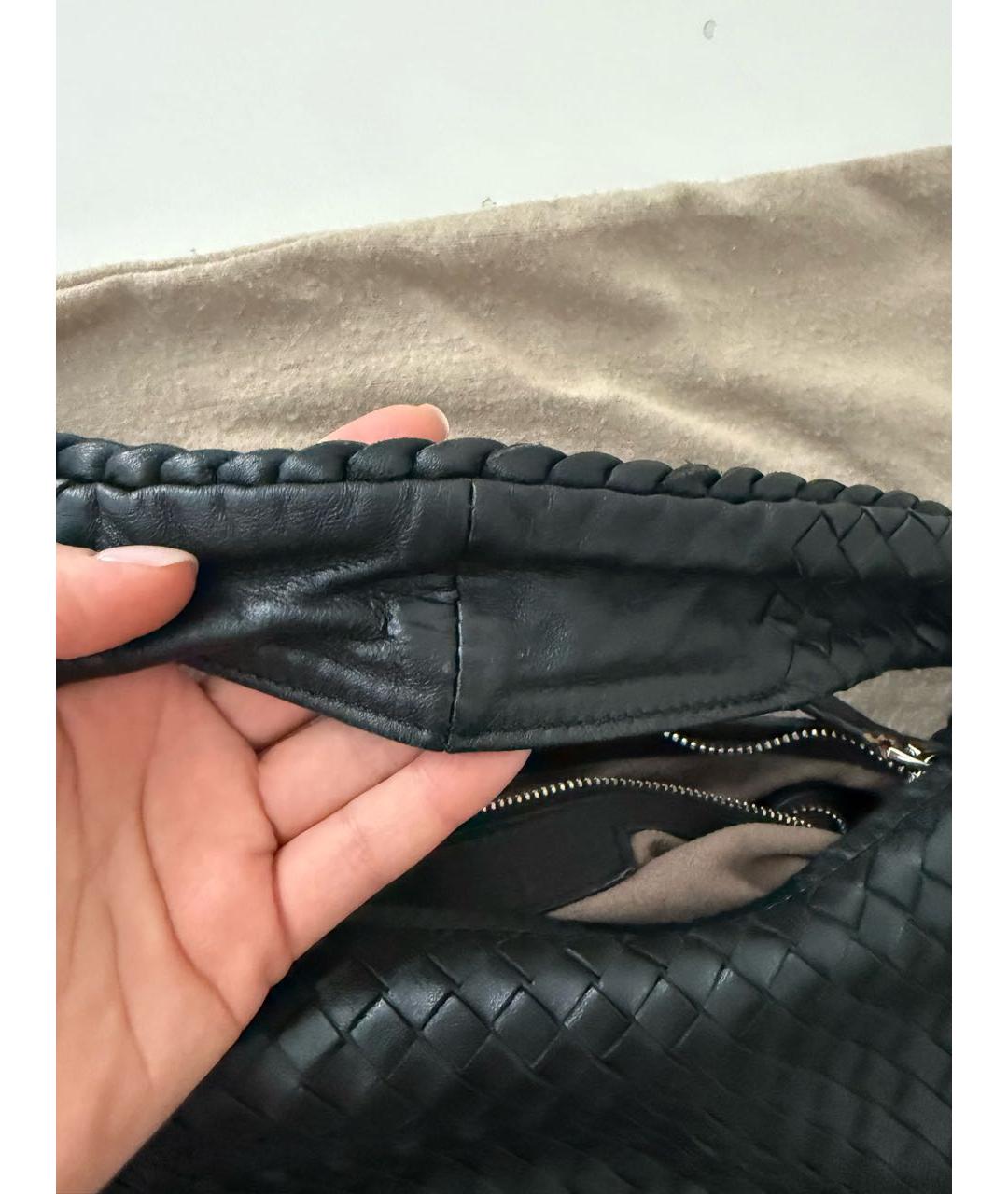 BOTTEGA VENETA Черная кожаная сумка с короткими ручками, фото 8