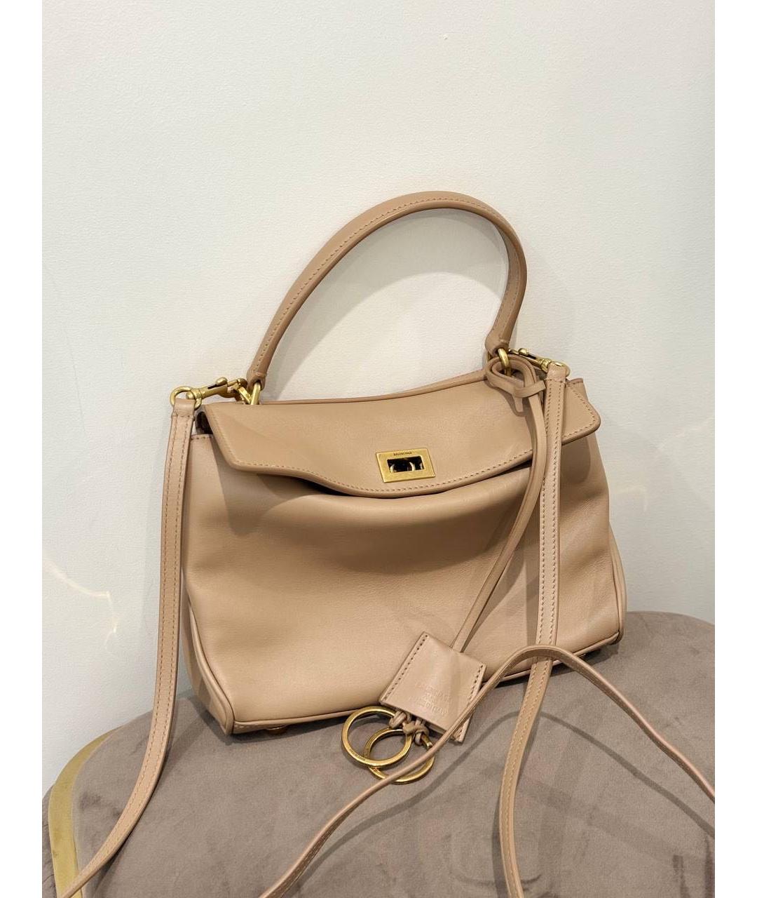 BALENCIAGA Бежевая кожаная сумка с короткими ручками, фото 6