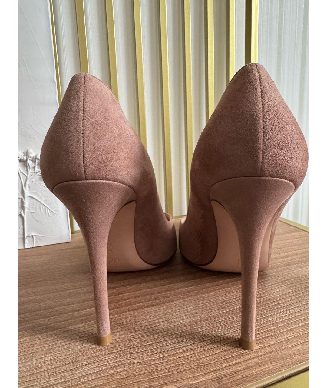 GIANVITO ROSSI Бежевые замшевые туфли, фото 4