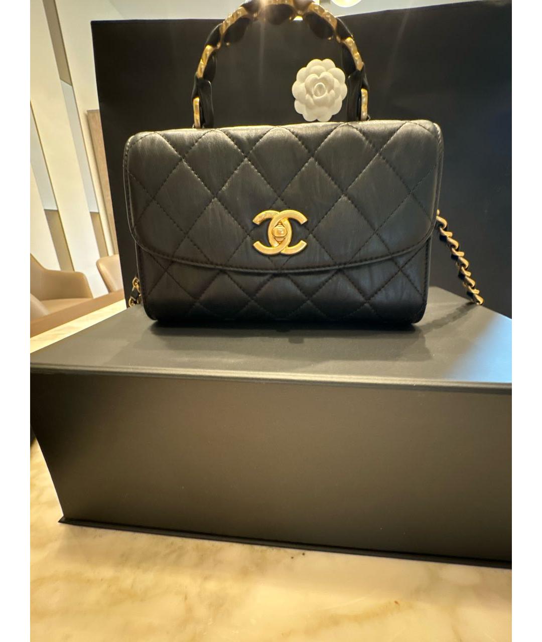 CHANEL Черная кожаная сумка с короткими ручками, фото 2