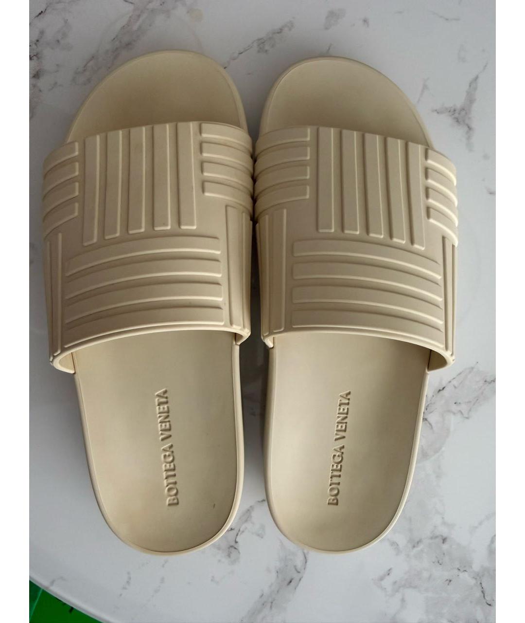 BOTTEGA VENETA Бежевые резиновые шлепанцы, фото 3