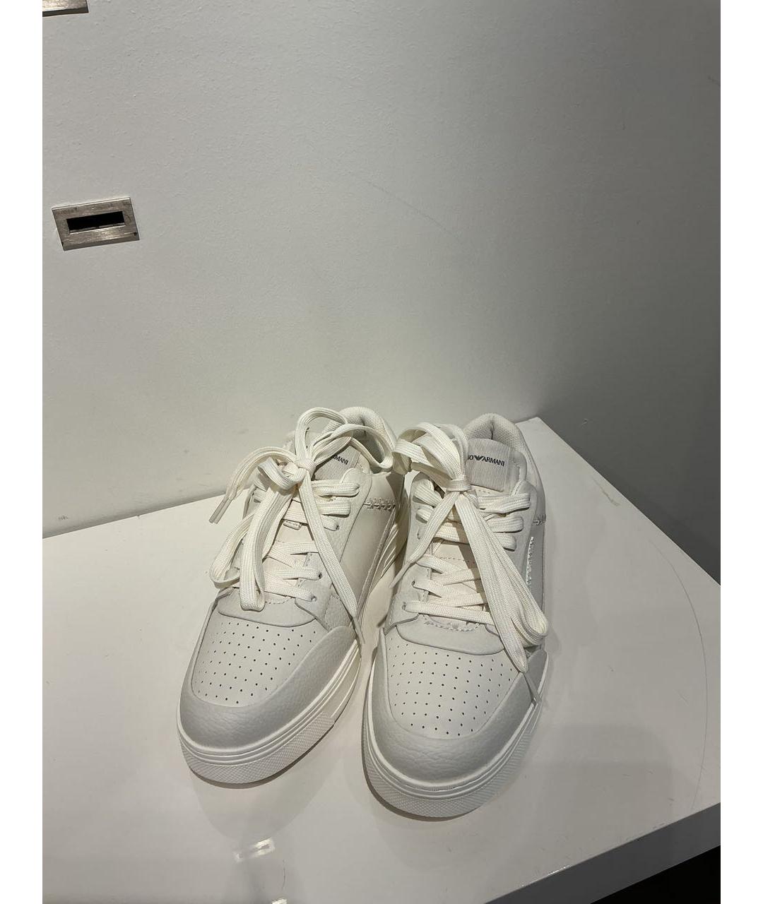 EMPORIO ARMANI Белые кожаные низкие кроссовки / кеды, фото 2