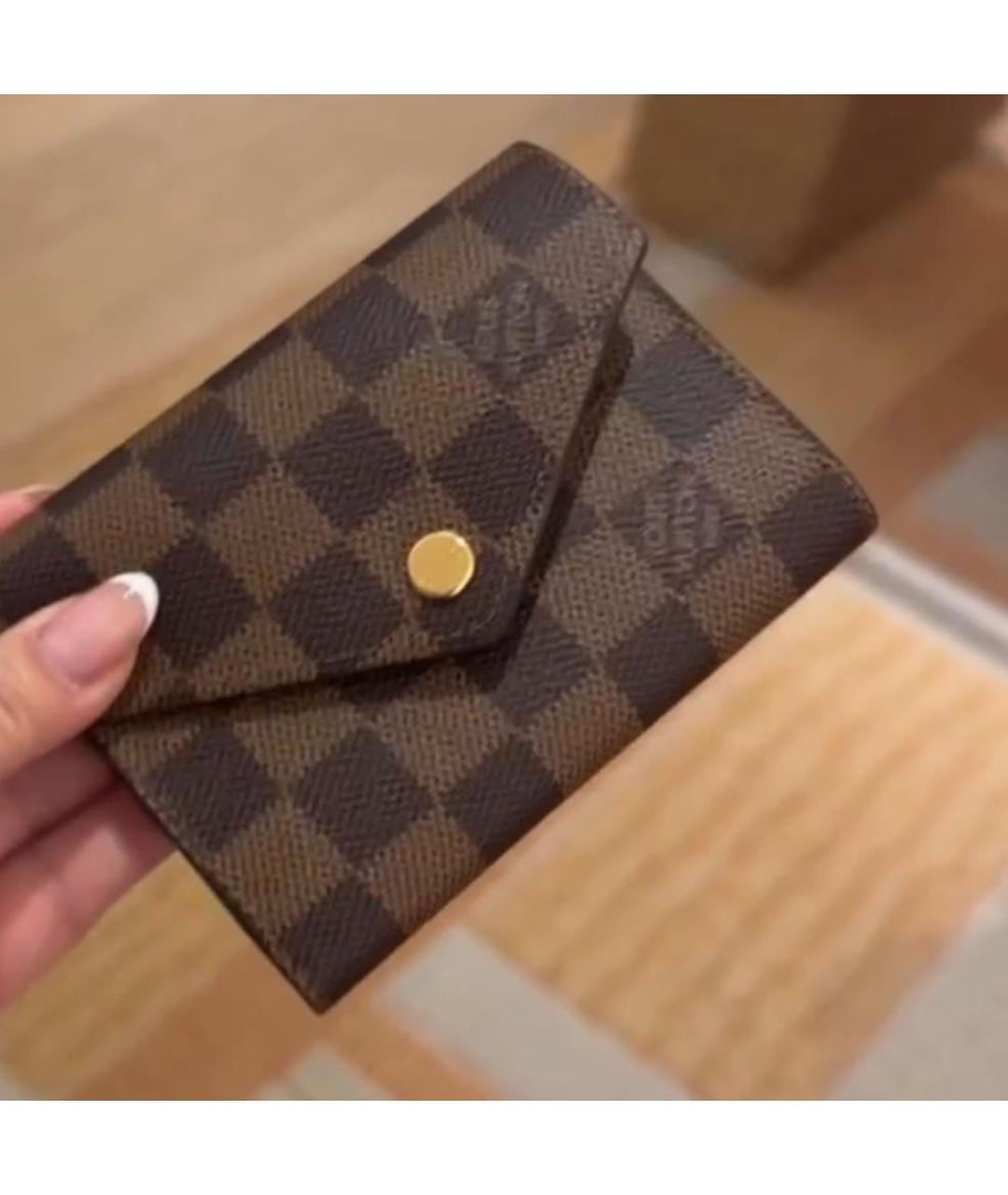 LOUIS VUITTON Коричневый кошелек, фото 5