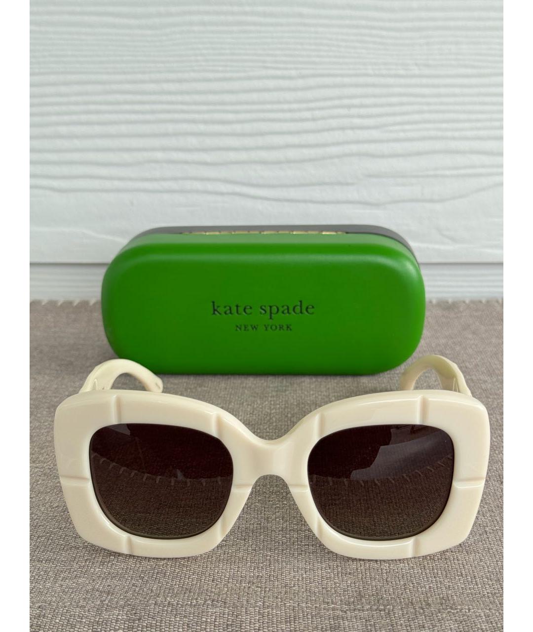 KATE SPADE Бежевые пластиковые солнцезащитные очки, фото 8