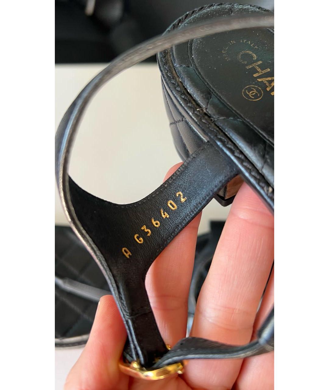 CHANEL Черные кожаные сандалии, фото 6