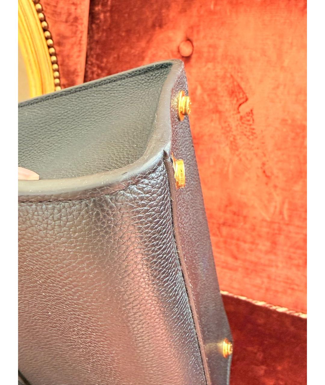 LOUIS VUITTON Черная кожаная сумка с короткими ручками, фото 5