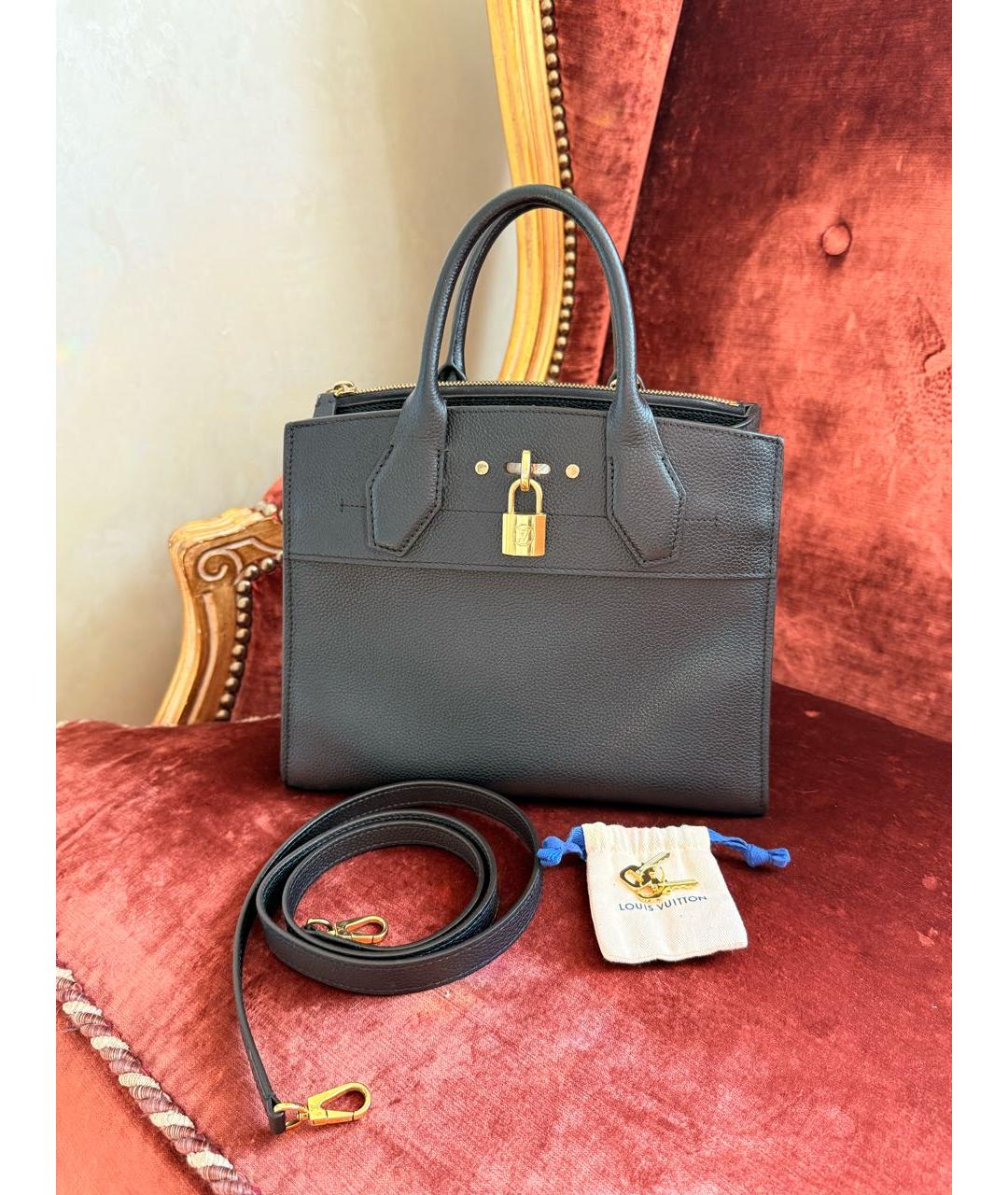 LOUIS VUITTON Черная кожаная сумка с короткими ручками, фото 9