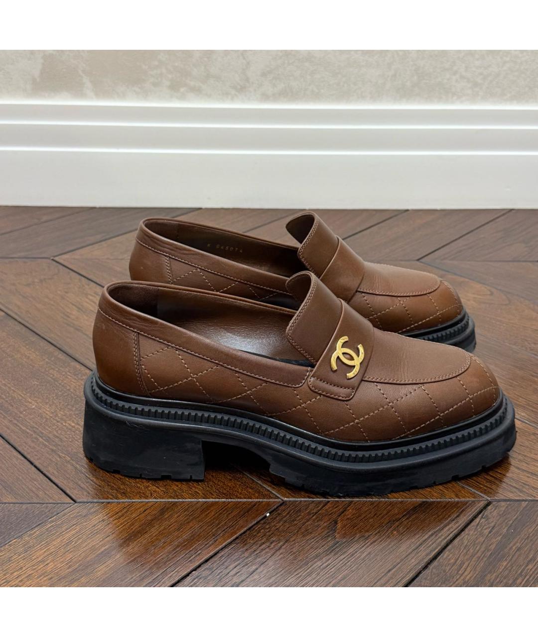 CHANEL Коричневые кожаные лоферы, фото 5