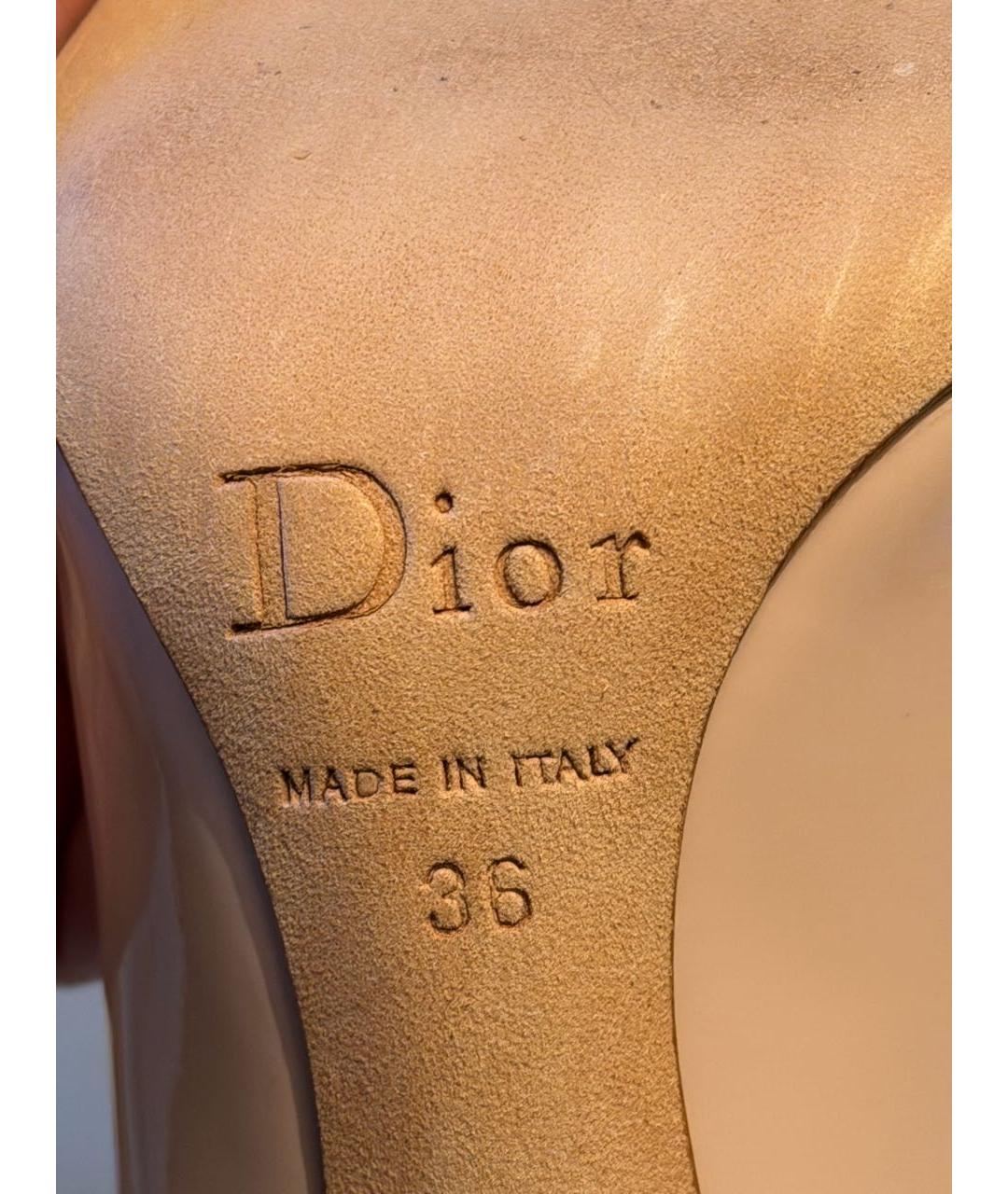 CHRISTIAN DIOR Бежевые туфли из лакированной кожи, фото 6