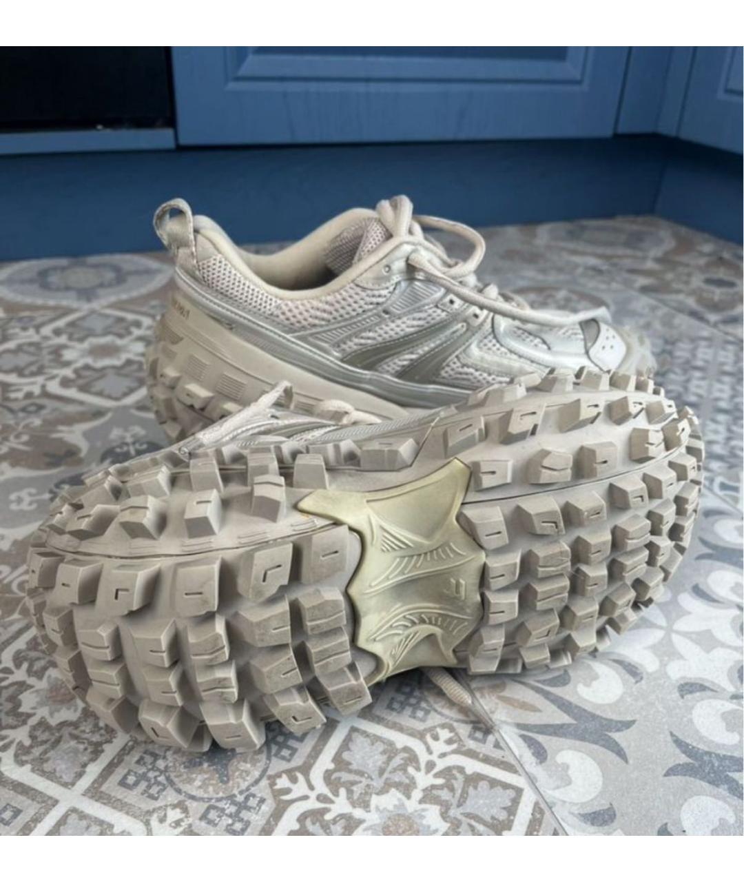 BALENCIAGA Бежевые кожаные кроссовки, фото 3