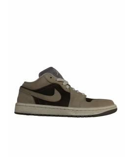 NIKE Кроссовки