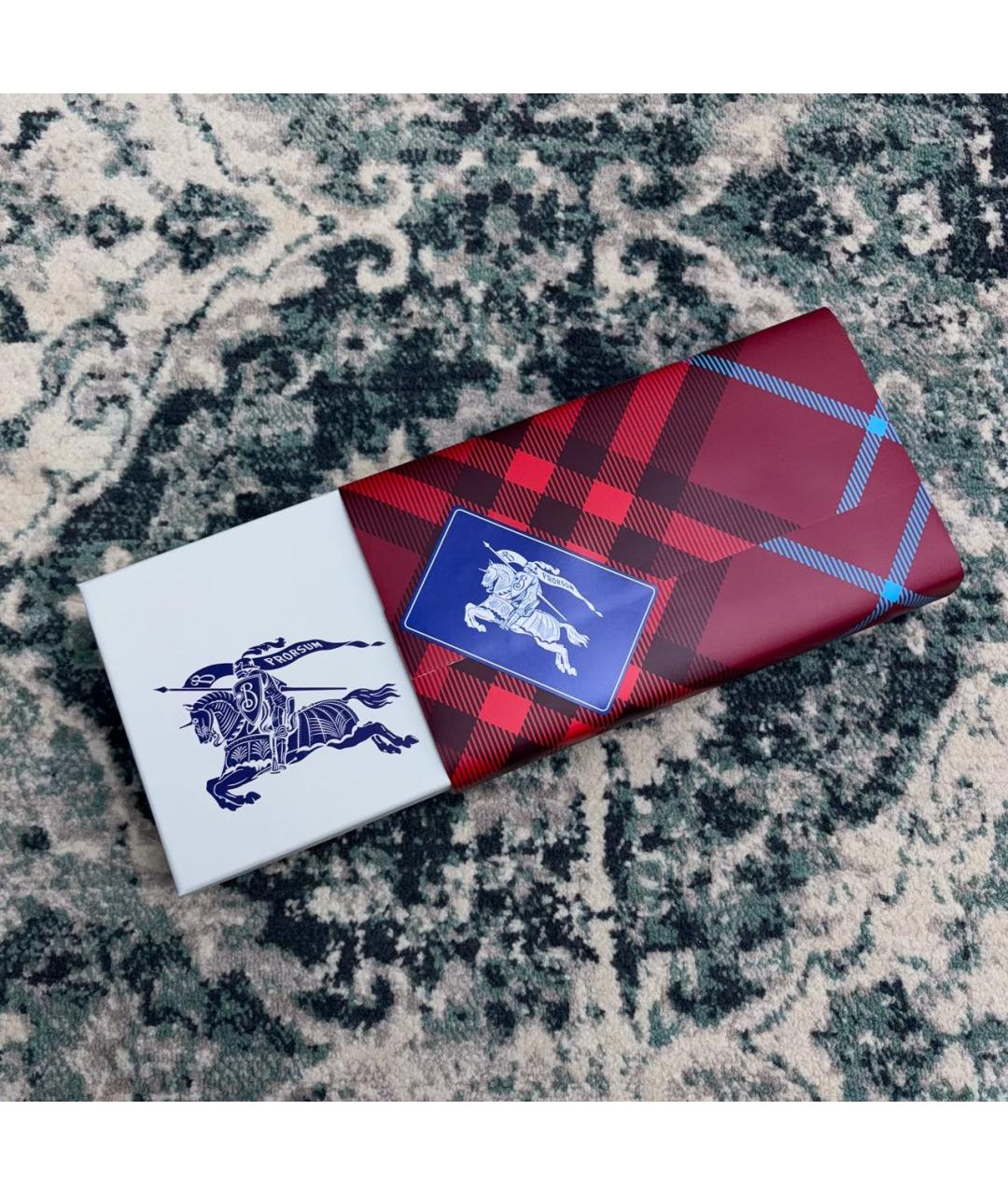 BURBERRY Бежевый кожаный кардхолдер, фото 8